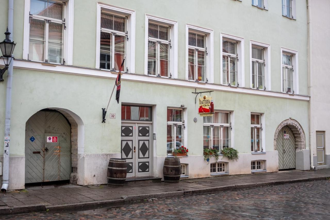 Dream Stay - Bright 2-Bedroom 2-Floor Old Town Apartment Tallinn Eksteriør bilde