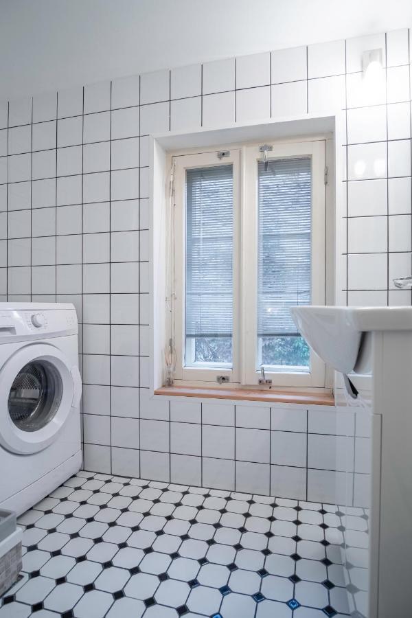 Dream Stay - Bright 2-Bedroom 2-Floor Old Town Apartment Tallinn Eksteriør bilde