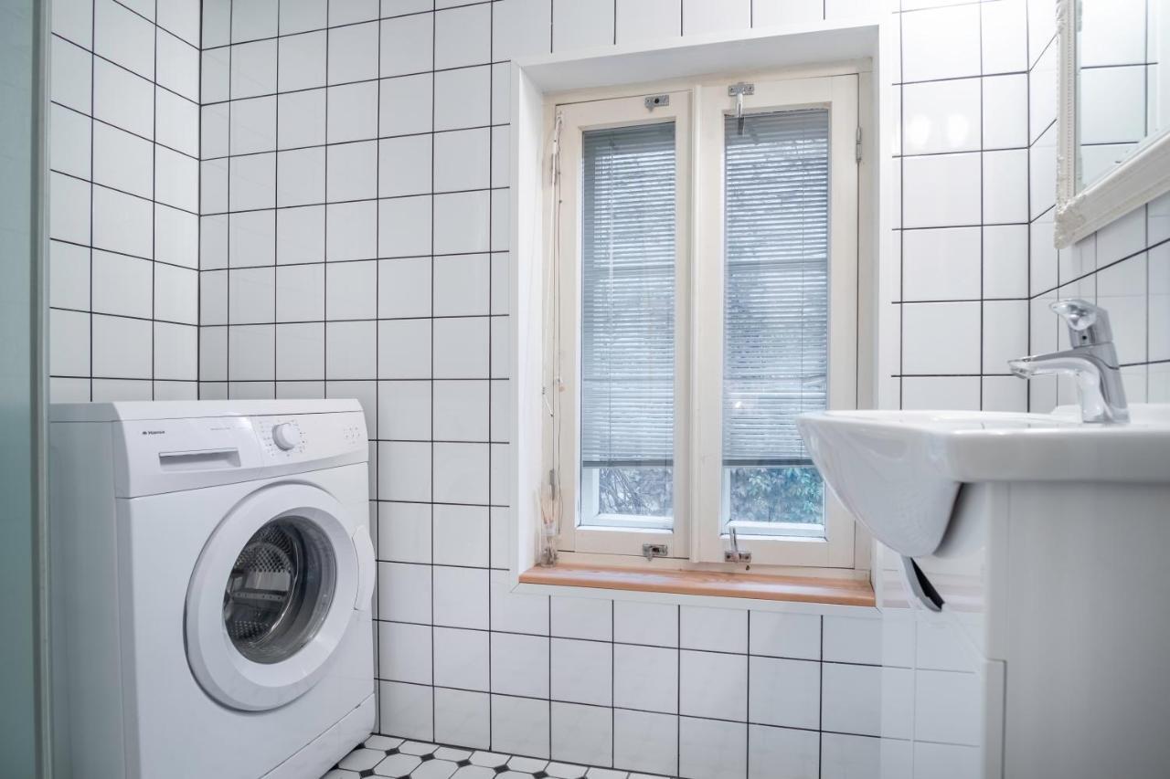 Dream Stay - Bright 2-Bedroom 2-Floor Old Town Apartment Tallinn Eksteriør bilde