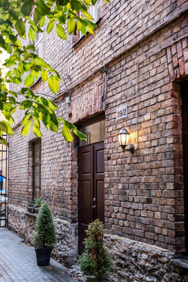 Dream Stay - Bright 2-Bedroom 2-Floor Old Town Apartment Tallinn Eksteriør bilde